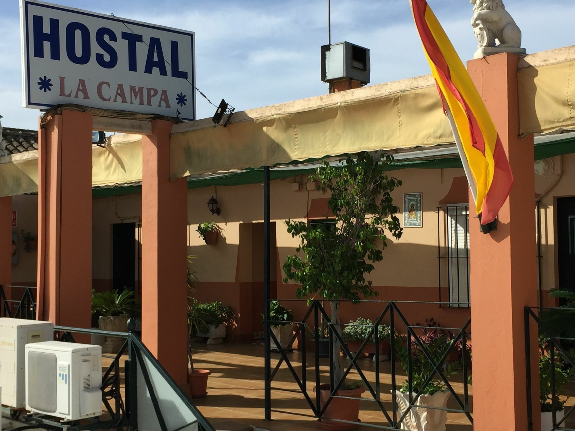 Hostal La Campa Chiclana de la Frontera Ngoại thất bức ảnh